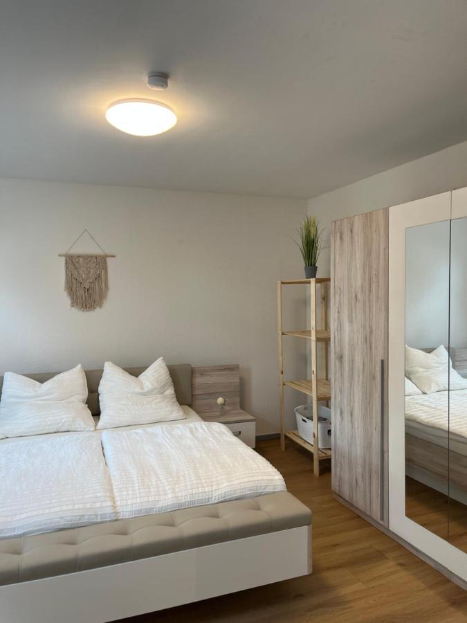 Apartment Horst - Gemuetliche Und Moderne Ferienwohnung In Der Innenstadt Pasewalk Exterior foto