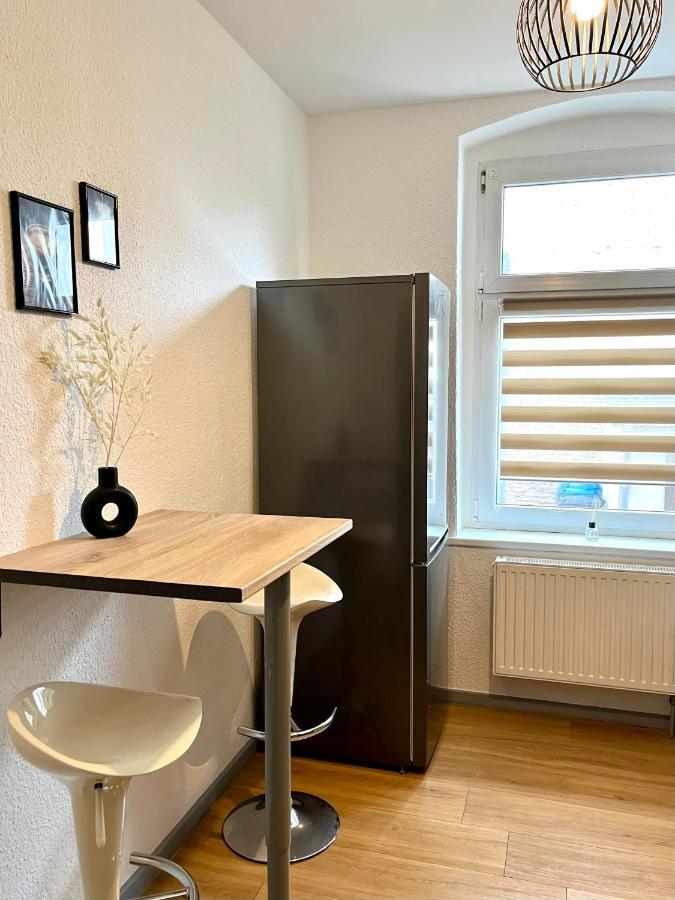 Apartment Horst - Gemuetliche Und Moderne Ferienwohnung In Der Innenstadt Pasewalk Exterior foto